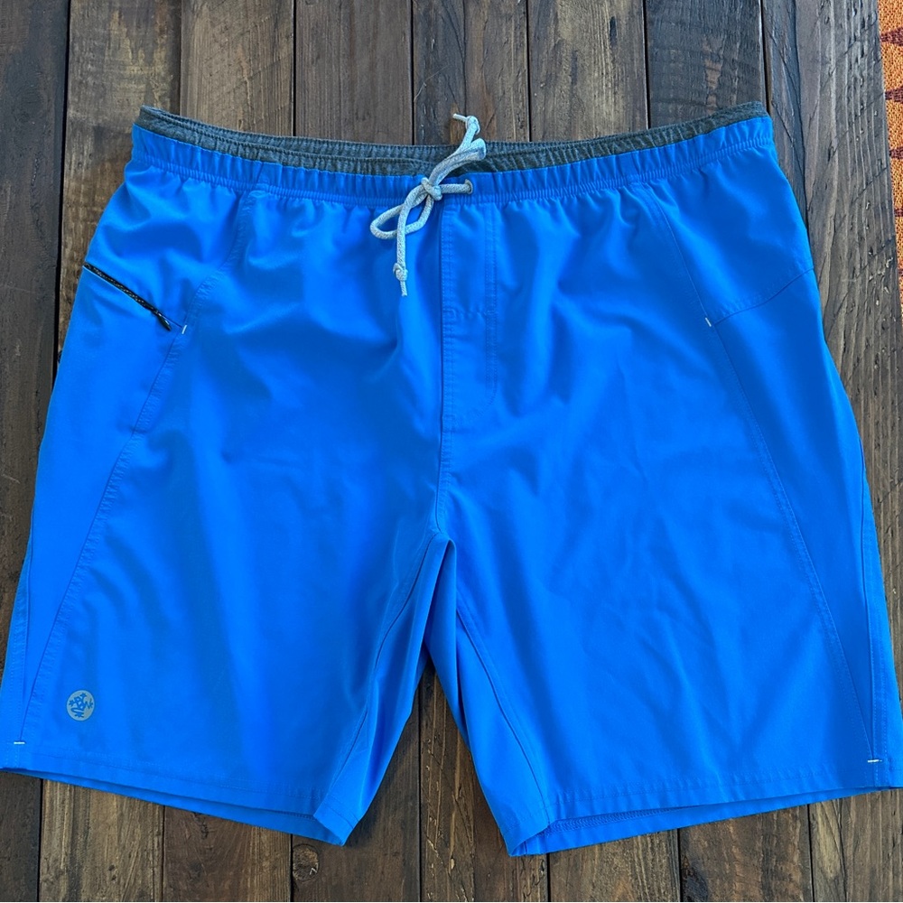 Manduka Yoga Shorts.